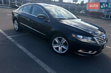 Купе Volkswagen CC / Passat CC 2012 в 
