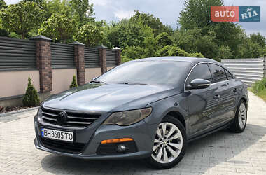 Купе Volkswagen CC / Passat CC 2010 в Львові