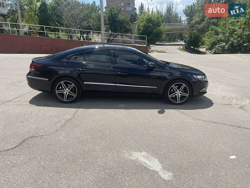 Купе Volkswagen CC / Passat CC 2013 в Миколаєві