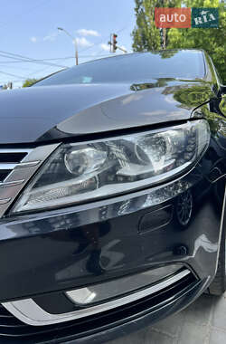 Купе Volkswagen CC / Passat CC 2012 в 