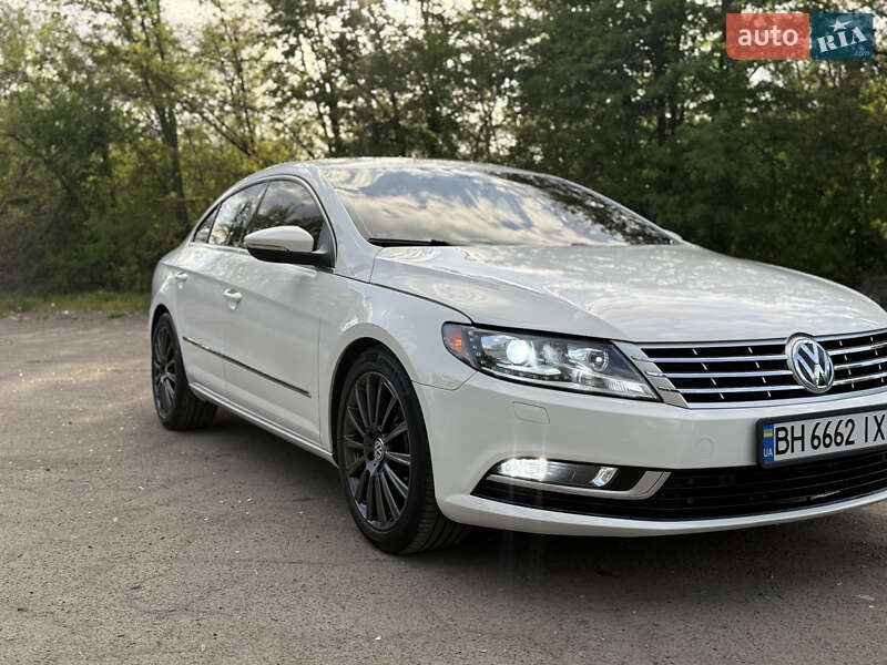 Купе Volkswagen CC / Passat CC 2012 в Кривом Роге