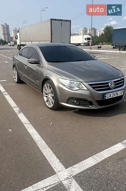 Купе Volkswagen CC / Passat CC 2010 в 