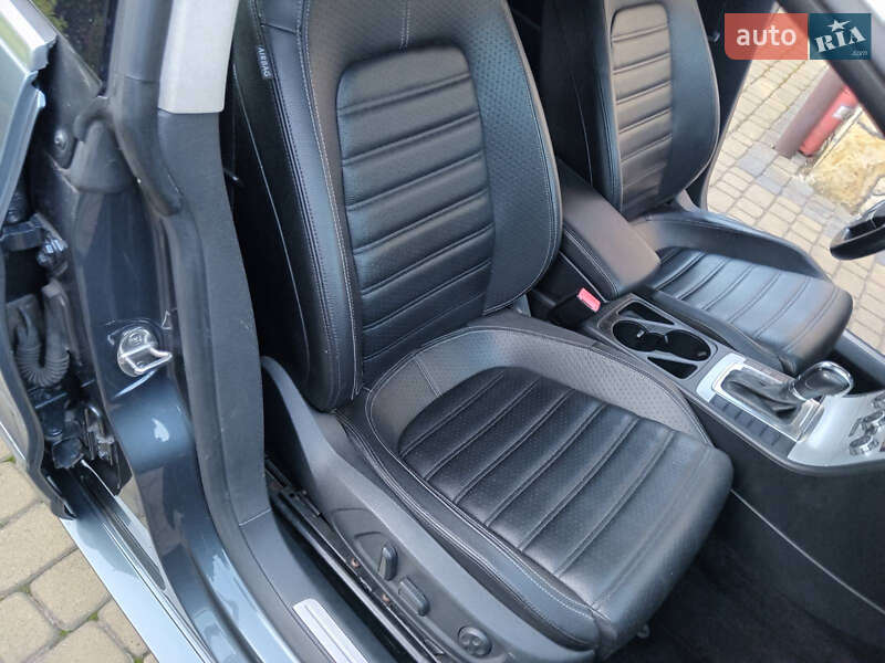 Купе Volkswagen CC / Passat CC 2013 в Львове