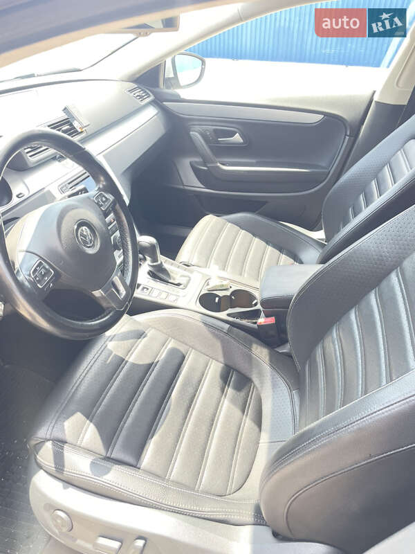 Купе Volkswagen CC / Passat CC 2015 в Херсоне