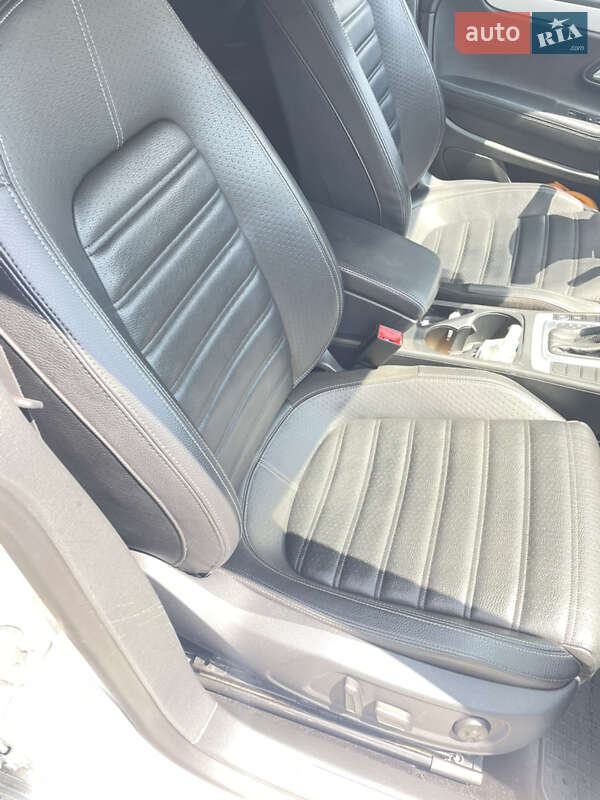 Купе Volkswagen CC / Passat CC 2015 в Херсоне