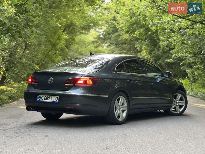 Купе Volkswagen CC / Passat CC 2012 в Сарнах