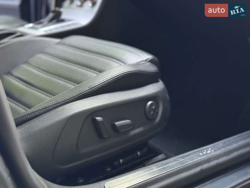Купе Volkswagen CC / Passat CC 2012 в Сарнах
