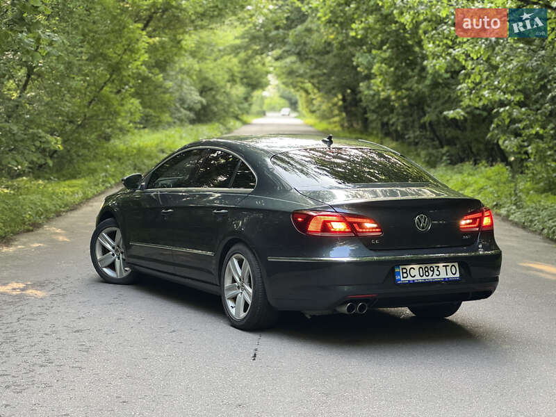 Купе Volkswagen CC / Passat CC 2012 в Сарнах