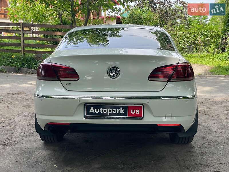Купе Volkswagen CC / Passat CC 2013 в Киеве
