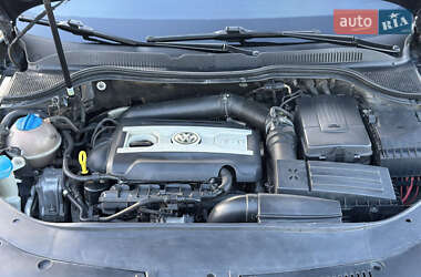 Купе Volkswagen CC / Passat CC 2013 в 
