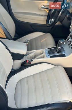Купе Volkswagen CC / Passat CC 2013 в 