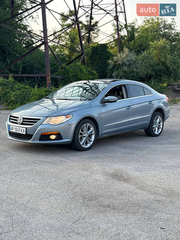 Купе Volkswagen CC / Passat CC 2008 в 