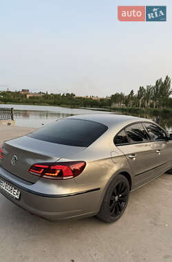 Купе Volkswagen CC / Passat CC 2013 в 