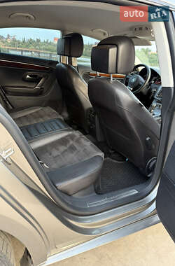 Купе Volkswagen CC / Passat CC 2013 в 