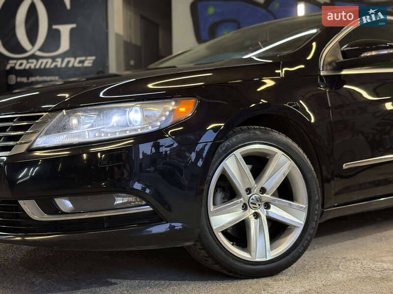Купе Volkswagen CC / Passat CC 2012 в Львове
