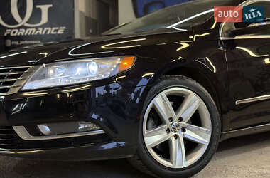 Купе Volkswagen CC / Passat CC 2012 в 