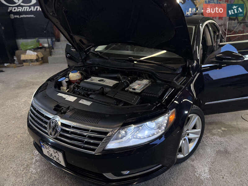 Купе Volkswagen CC / Passat CC 2012 в Львове