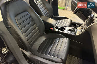 Купе Volkswagen CC / Passat CC 2012 в 