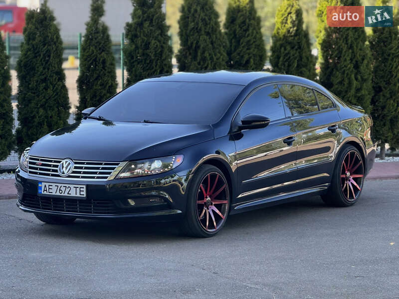 Купе Volkswagen CC / Passat CC 2013 в 