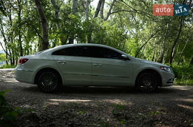 Купе Volkswagen CC / Passat CC 2016 в 