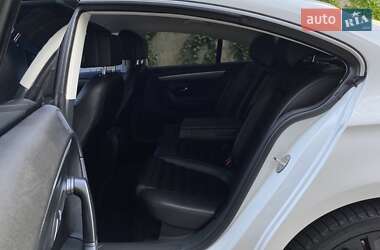 Купе Volkswagen CC / Passat CC 2013 в 