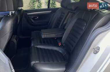 Купе Volkswagen CC / Passat CC 2013 в 