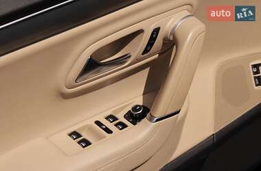 Купе Volkswagen CC / Passat CC 2012 в 