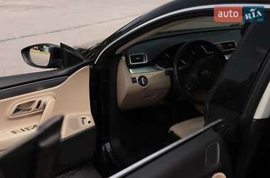Купе Volkswagen CC / Passat CC 2012 в 