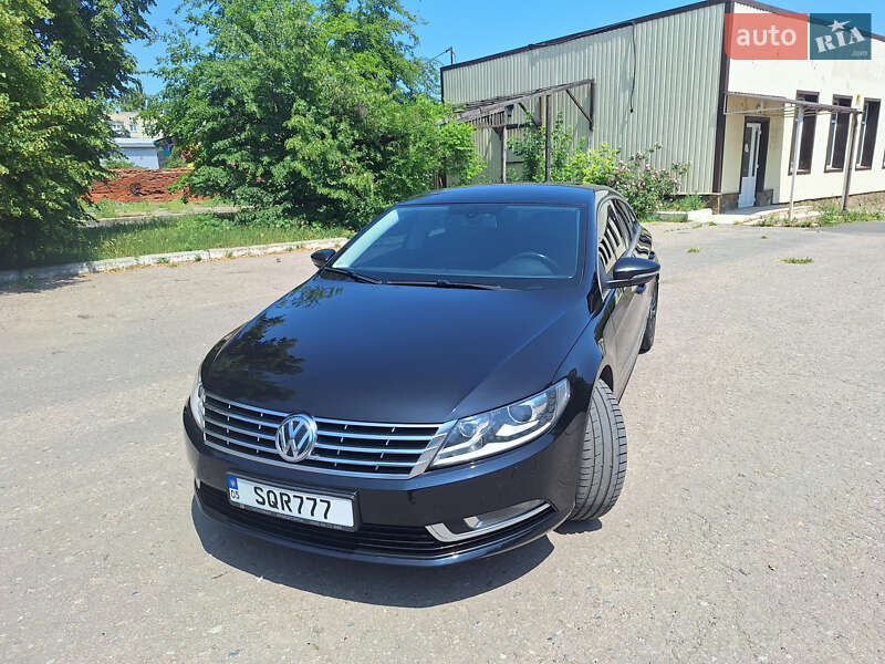 Купе Volkswagen CC / Passat CC 2014 в Славянске