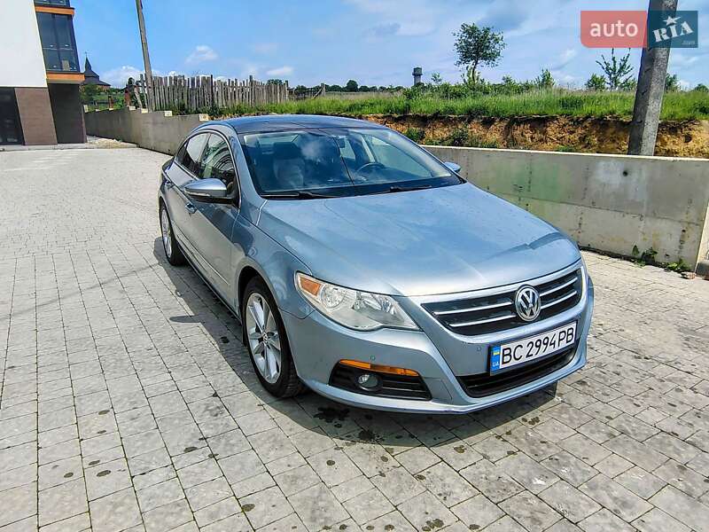 Купе Volkswagen CC / Passat CC 2009 в 