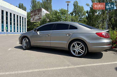 Купе Volkswagen CC / Passat CC 2010 в 