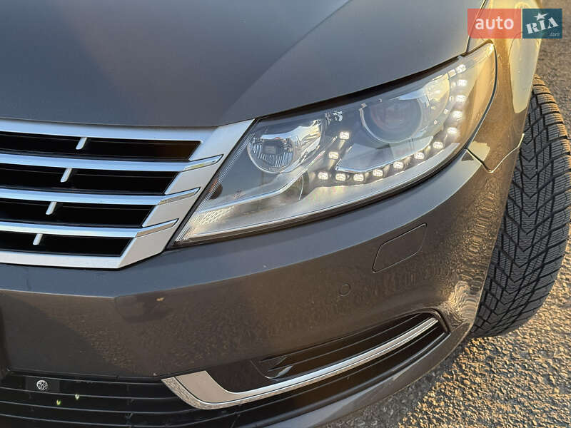 Купе Volkswagen CC / Passat CC 2014 в Чернівцях
