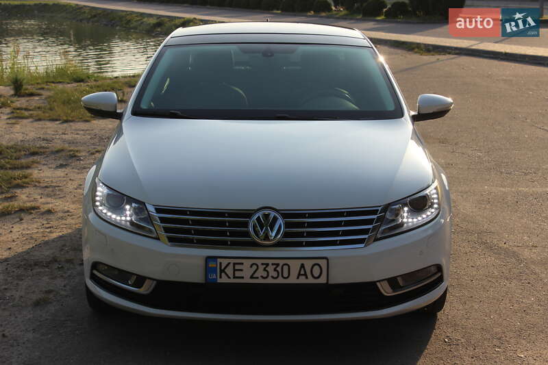 Купе Volkswagen CC / Passat CC 2014 в Дніпрі