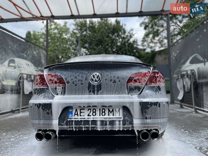 Купе Volkswagen CC / Passat CC 2012 в Киеве
