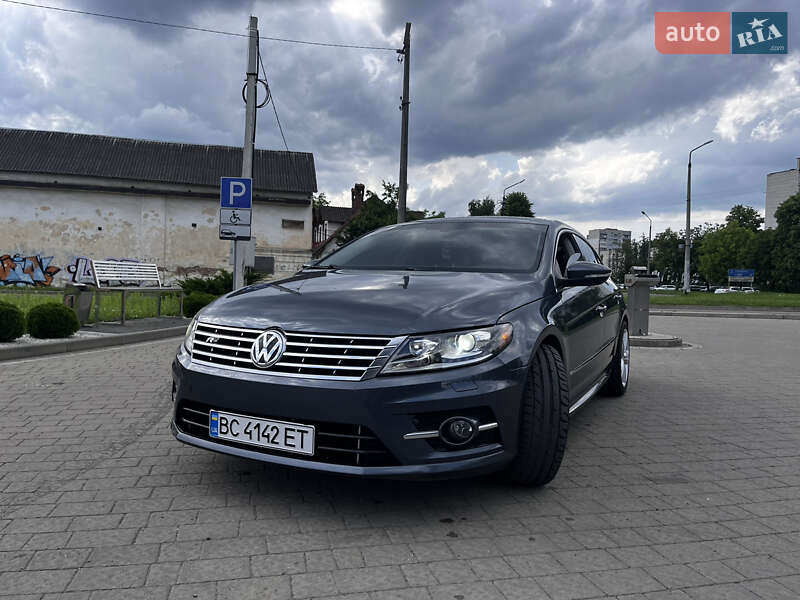 Купе Volkswagen CC / Passat CC 2012 в 