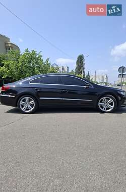Купе Volkswagen CC / Passat CC 2013 в 