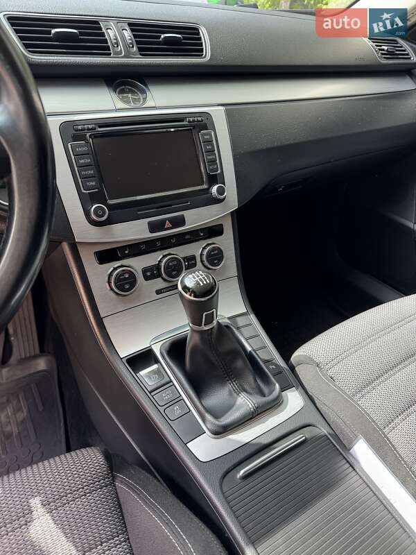 Купе Volkswagen CC / Passat CC 2013 в Хмельницком