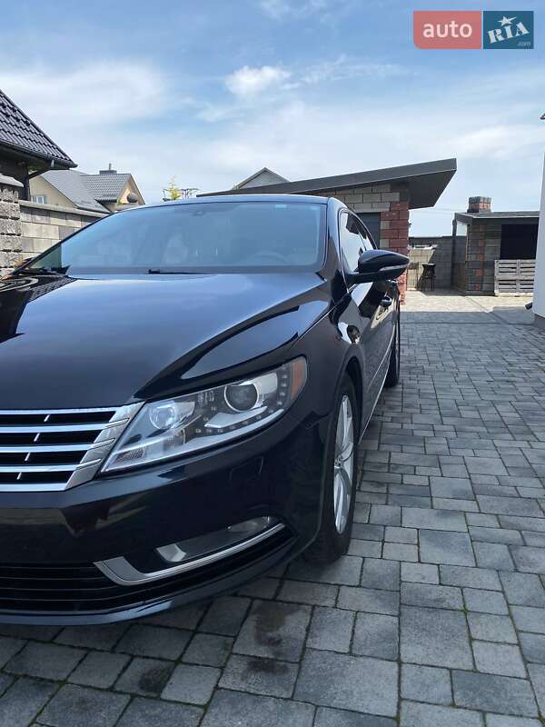 Купе Volkswagen CC / Passat CC 2012 в Ровно