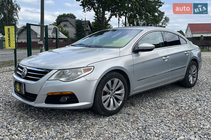 Купе Volkswagen CC / Passat CC 2009 в Коломиї