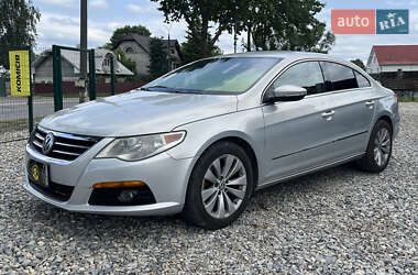 Купе Volkswagen CC / Passat CC 2009 в 