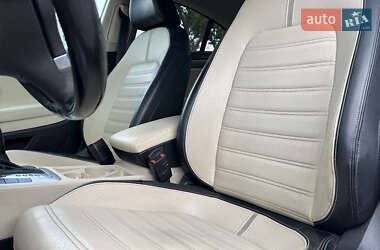 Купе Volkswagen CC / Passat CC 2009 в 