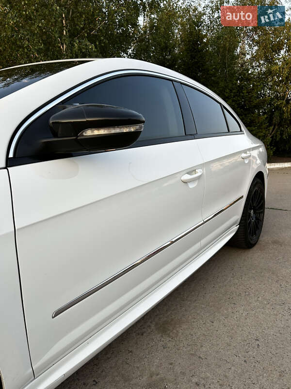 Купе Volkswagen CC / Passat CC 2015 в Южноукраинске