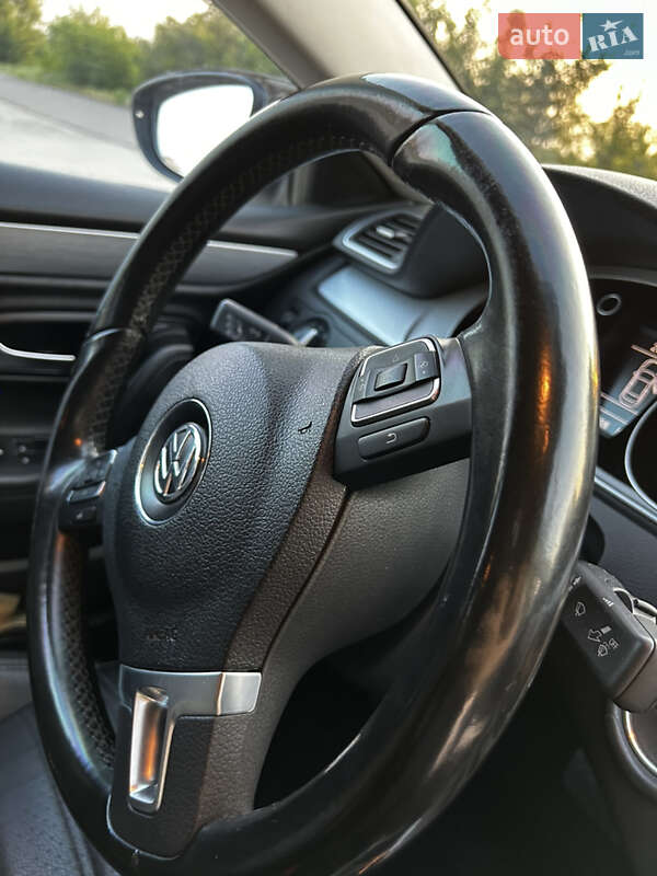 Купе Volkswagen CC / Passat CC 2015 в Южноукраинске