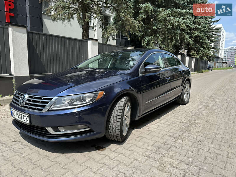 Купе Volkswagen CC / Passat CC 2013 в Львове