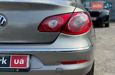 Купе Volkswagen CC / Passat CC 2009 в 