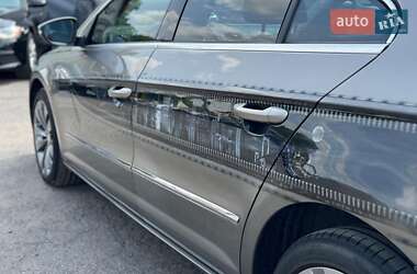 Купе Volkswagen CC / Passat CC 2009 в 