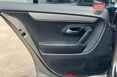 Купе Volkswagen CC / Passat CC 2009 в 