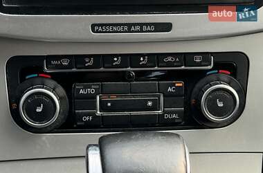 Купе Volkswagen CC / Passat CC 2009 в 