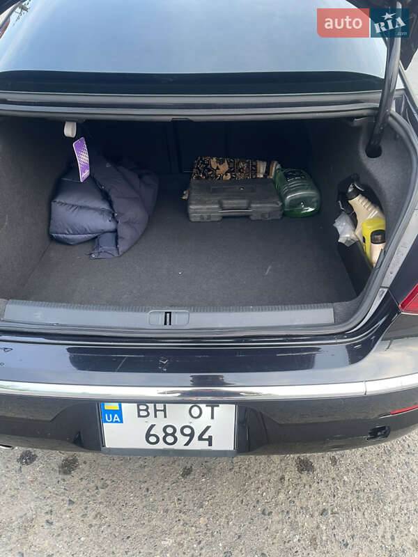 Купе Volkswagen CC / Passat CC 2010 в Одесі