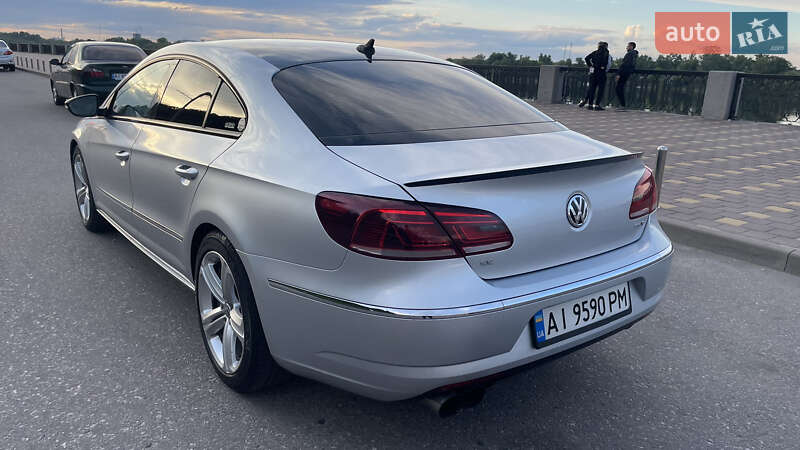 Купе Volkswagen CC / Passat CC 2012 в Києві